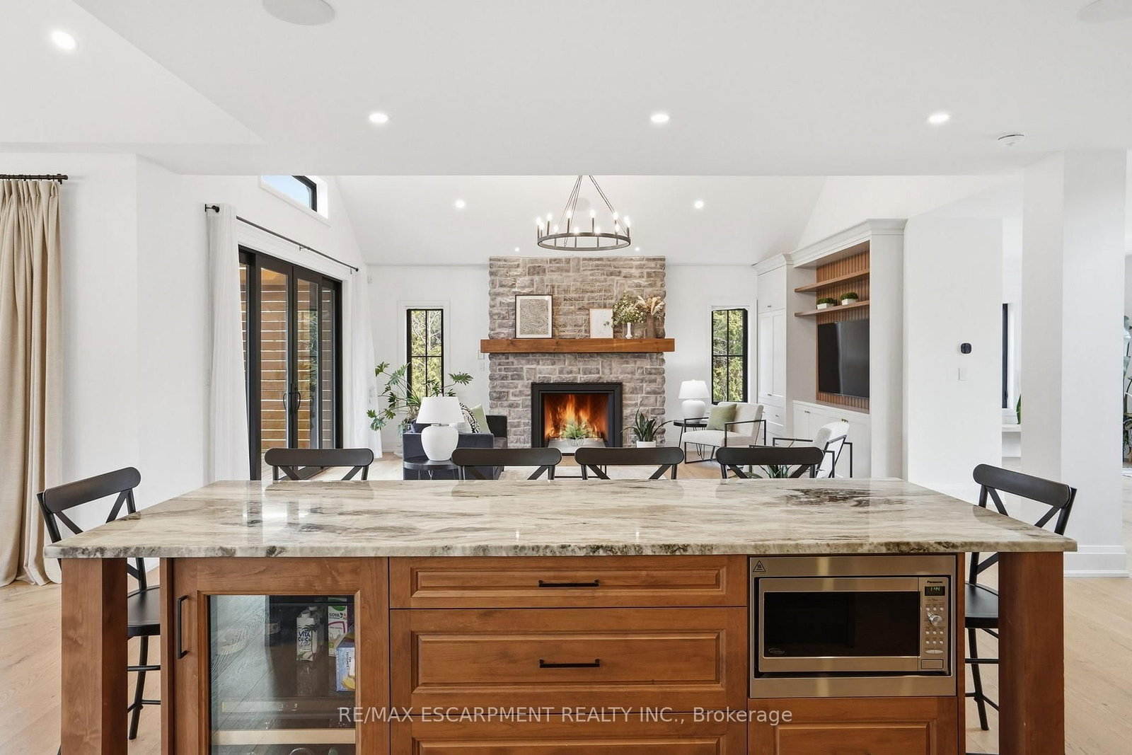 136 ROCKCLIFFE Road - Photo 13