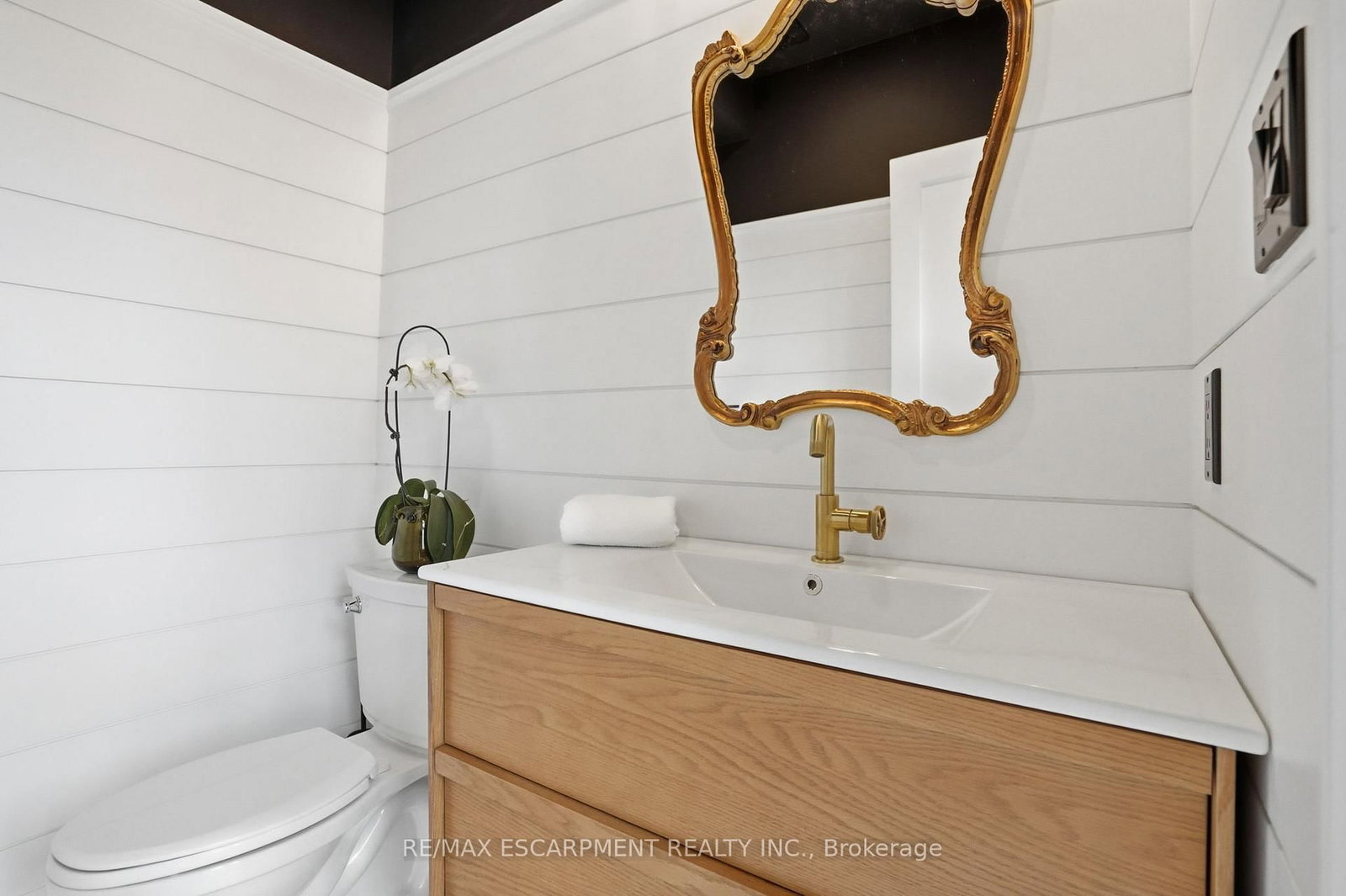 136 ROCKCLIFFE Road - Photo 21