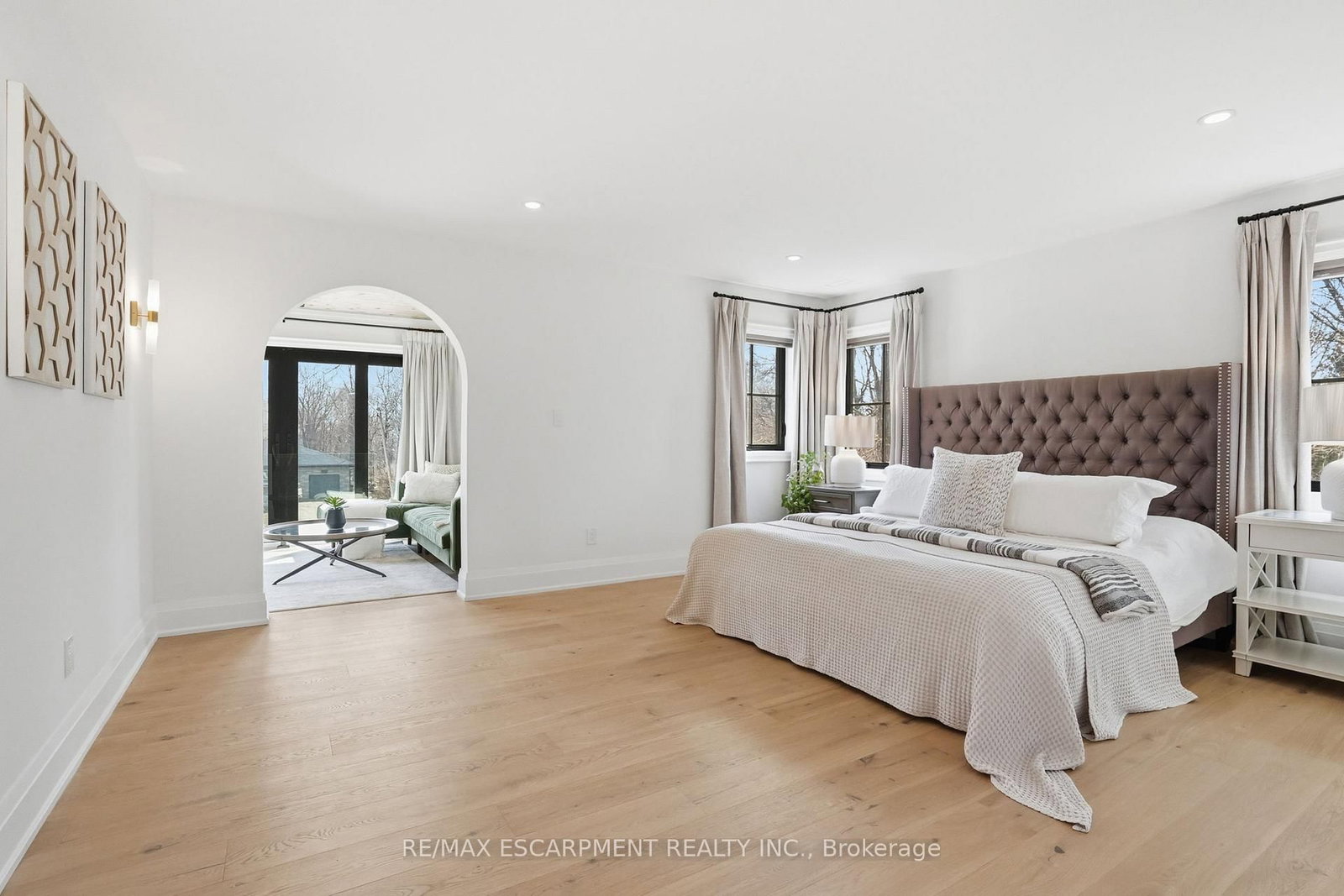 136 ROCKCLIFFE Road - Photo 24