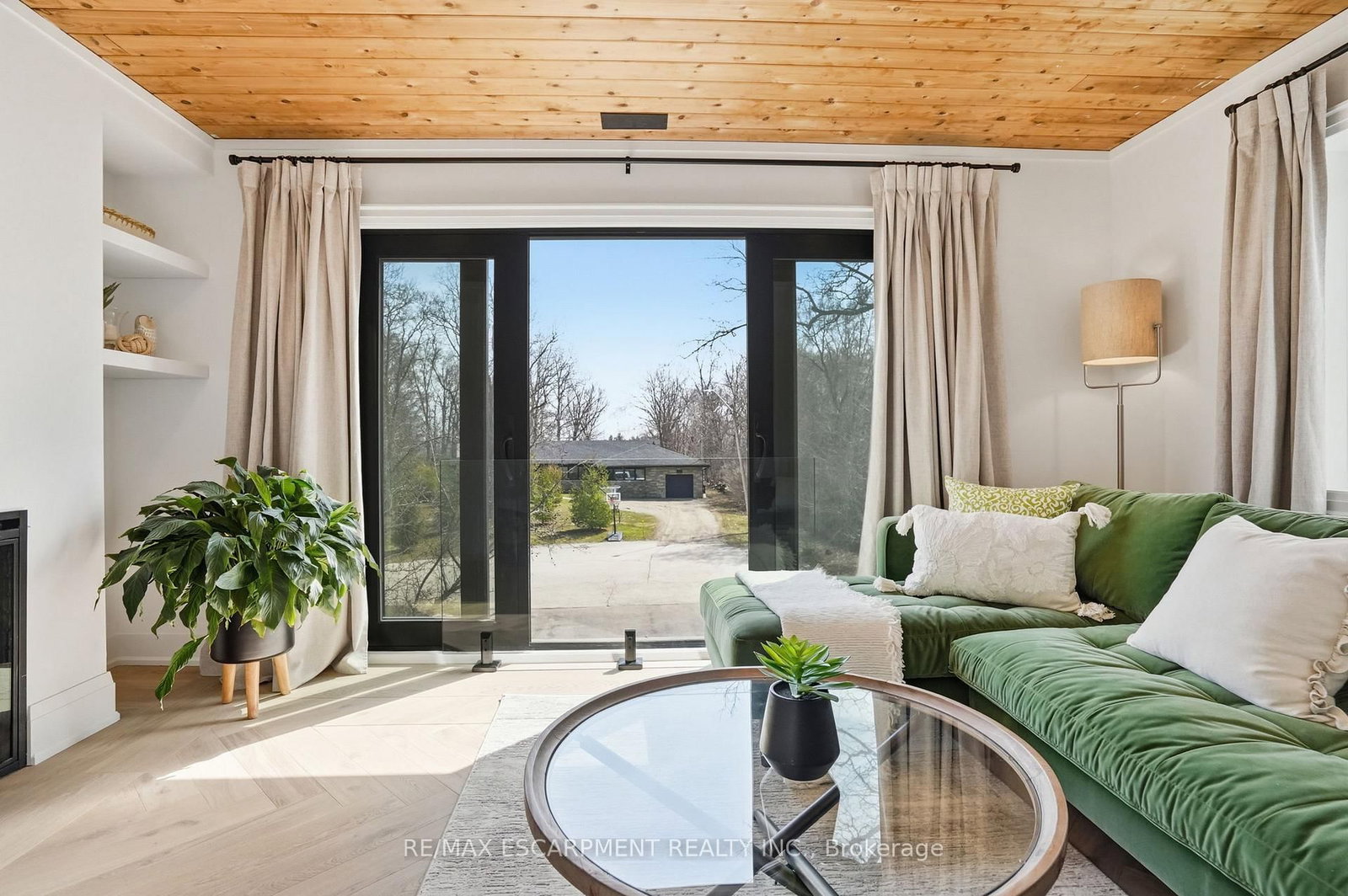 136 ROCKCLIFFE Road - Photo 26