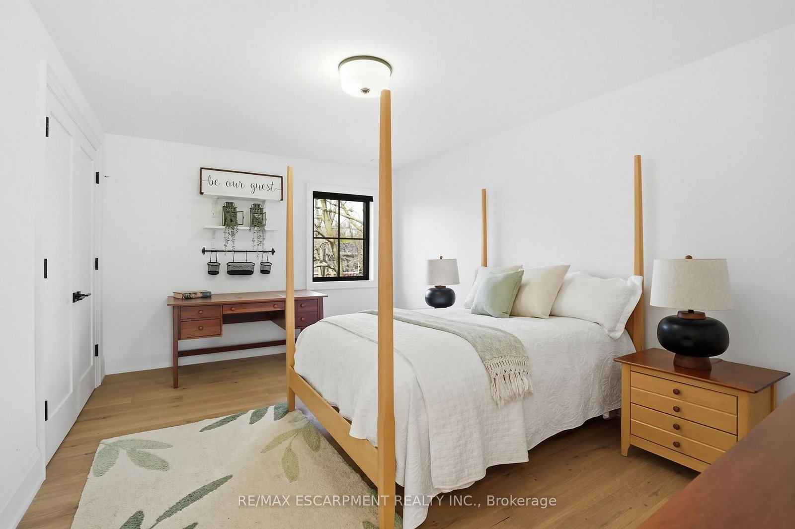 136 ROCKCLIFFE Road - Photo 36