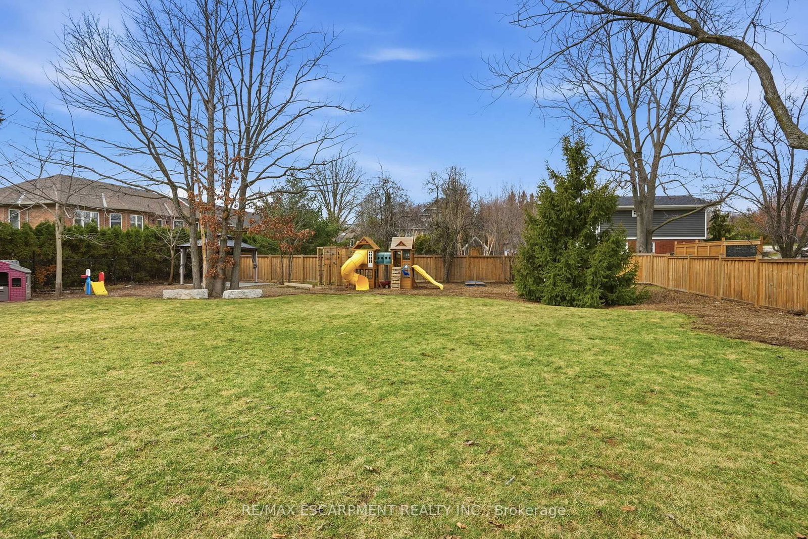 136 ROCKCLIFFE Road - Photo 46