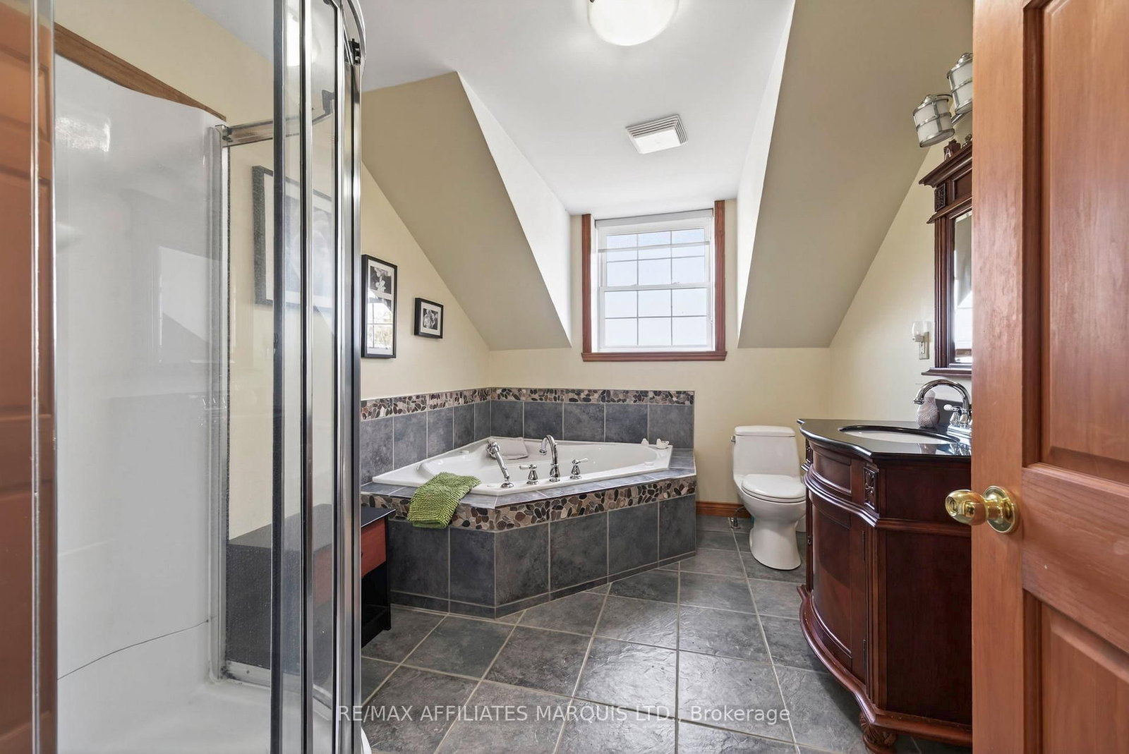 18604 McGillivray Road • South Glengarry, ON photo 35