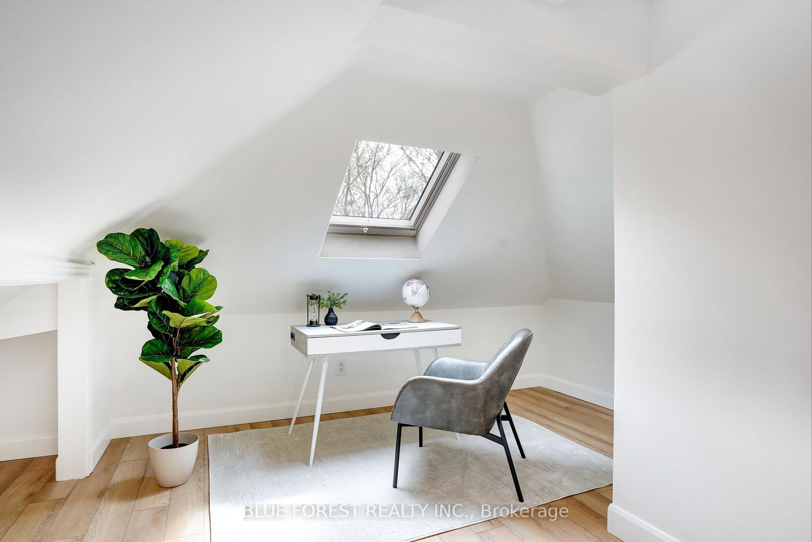 343 Emery Street E - Photo 23