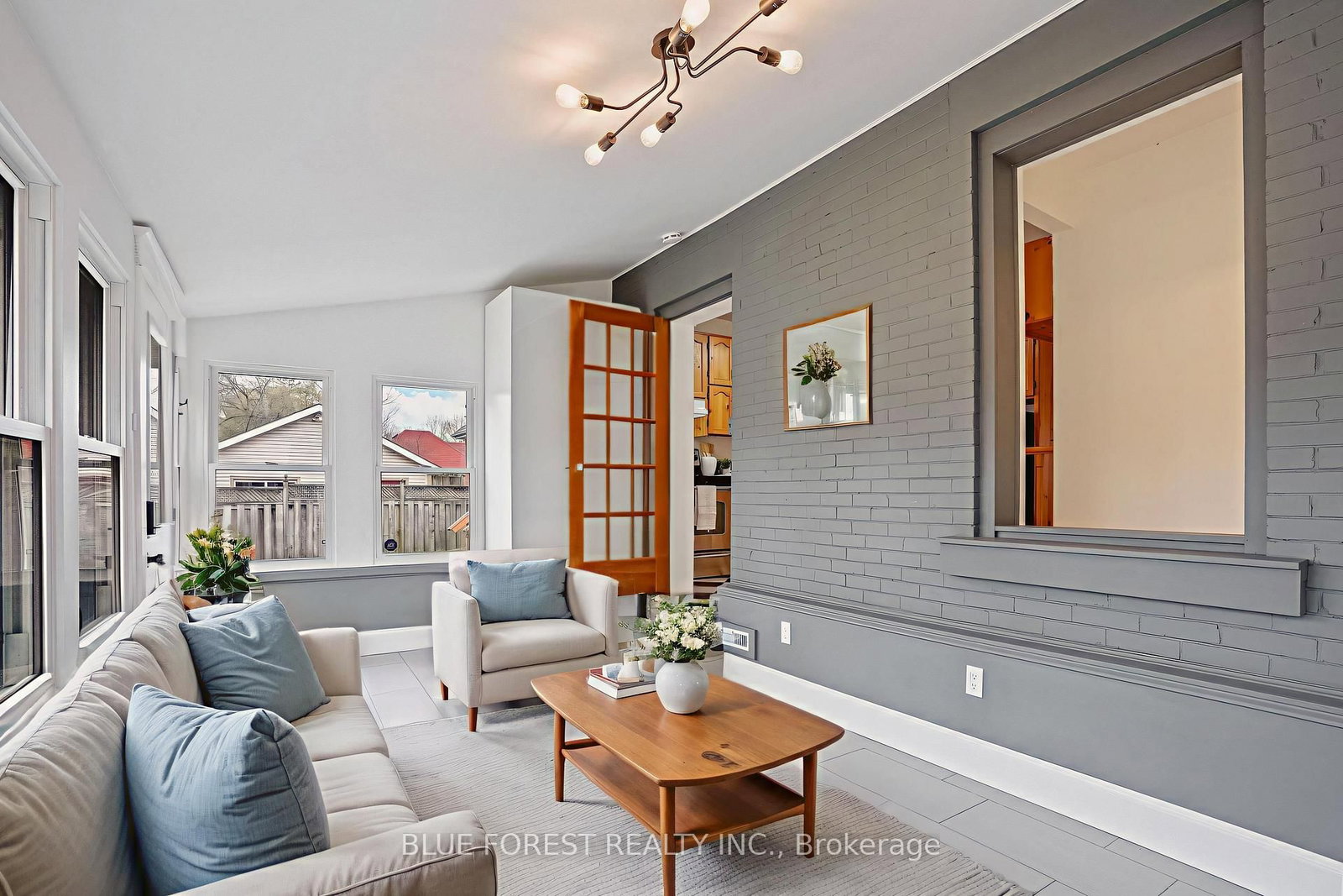 343 Emery Street E - Photo 39