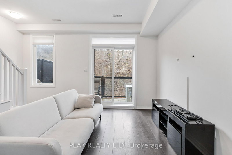 60 - 2 Willow St, Brant, N3L 0K7 | Image 2