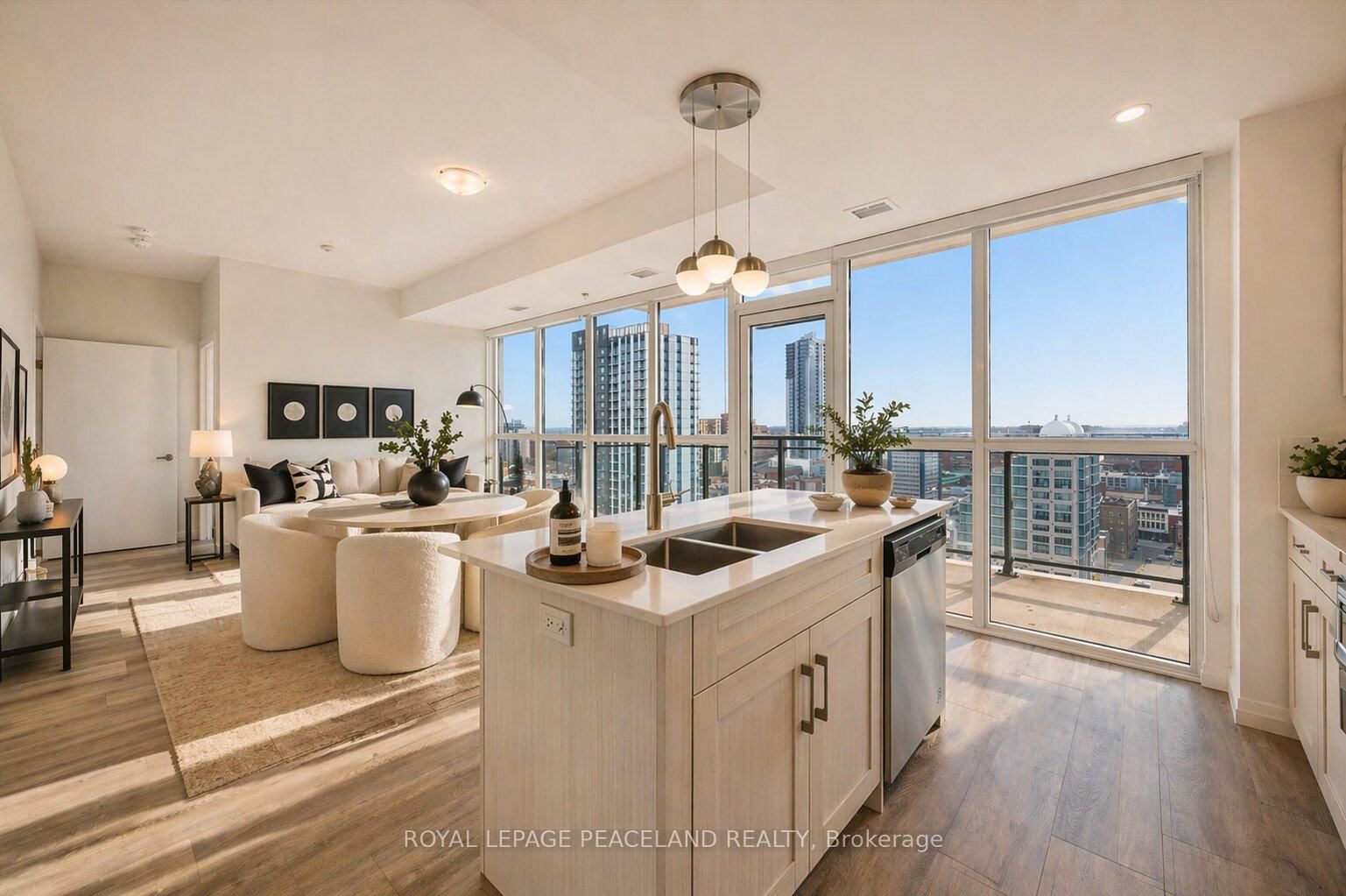 60 charles Street W, Unit 1902 - Photo 10