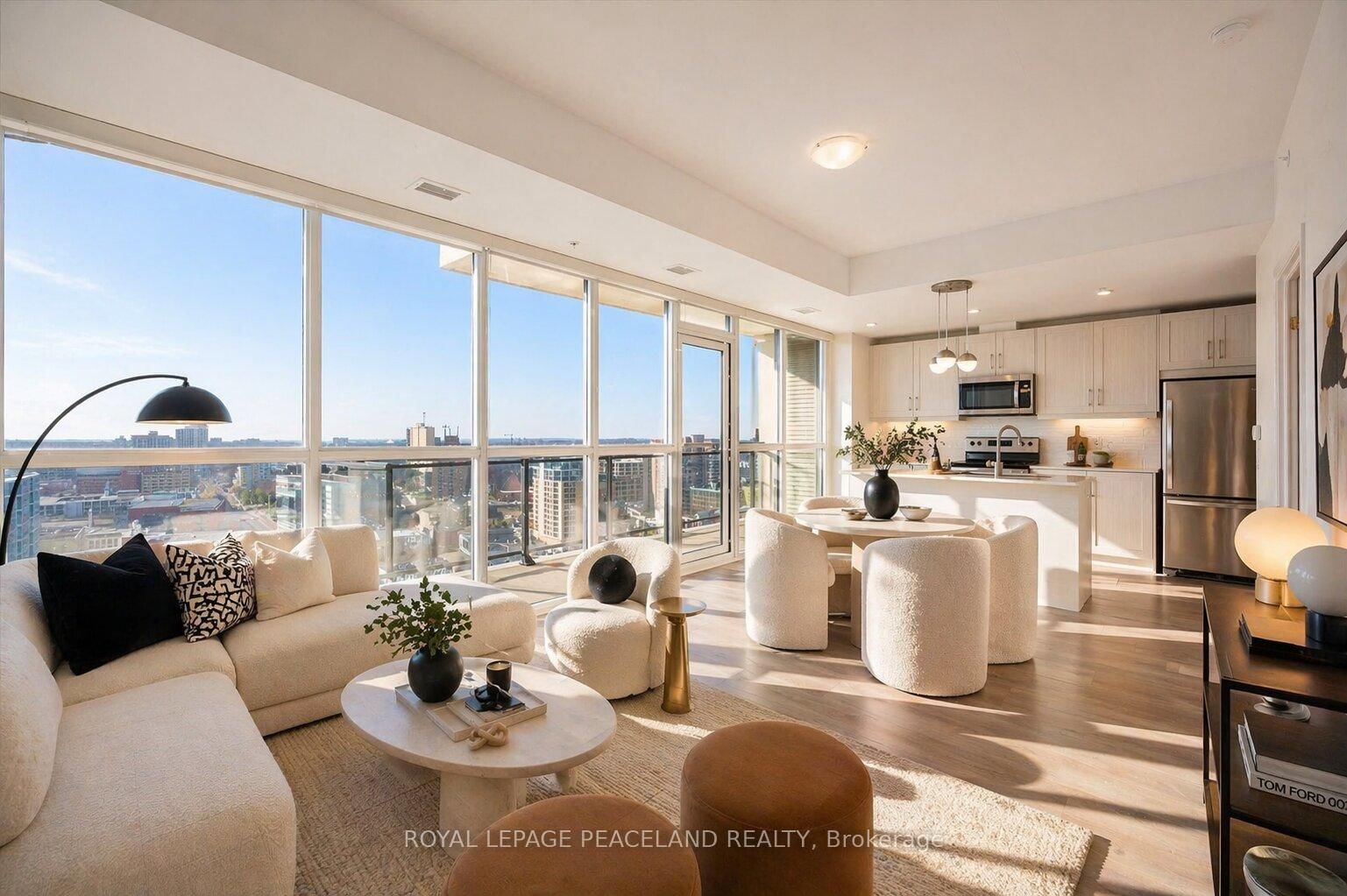 60 charles Street W, Unit 1902 - Photo 15