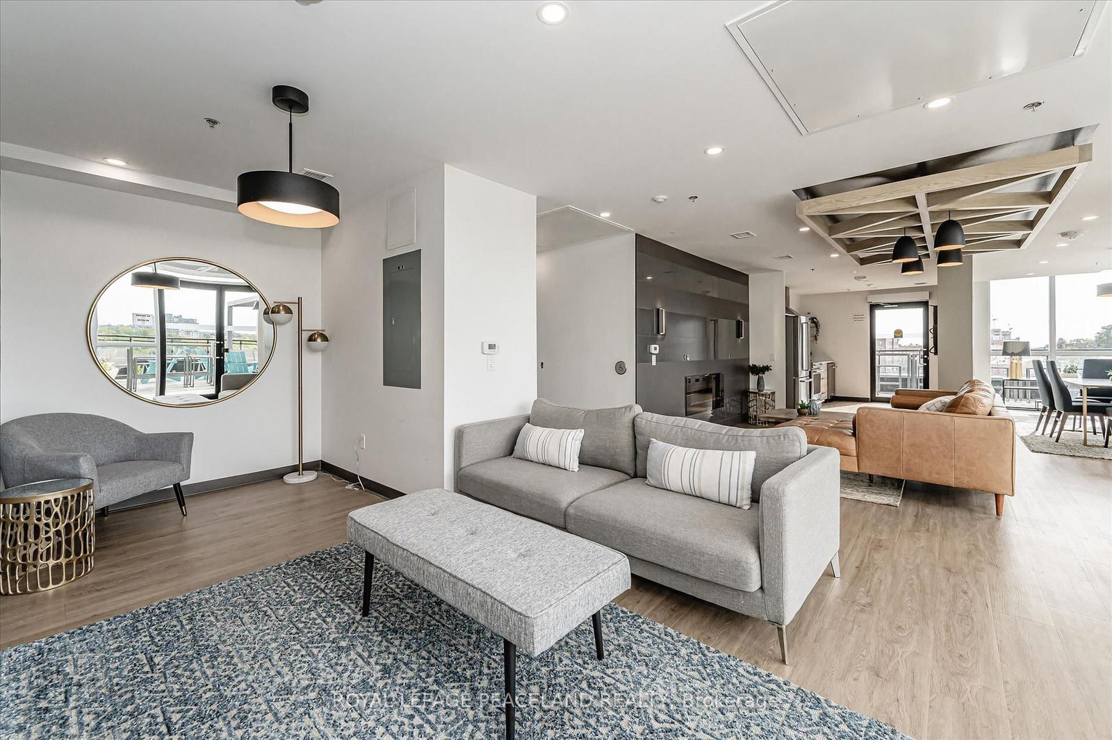 60 charles Street W, Unit 1902 - Photo 35