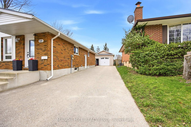 513 Havelock Dr, Waterloo, N2L 4N8 | Image 3