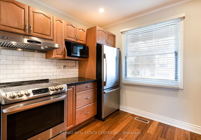 3 - 85 Albright Rd, Hamilton, L8K 6H1 | Image 3