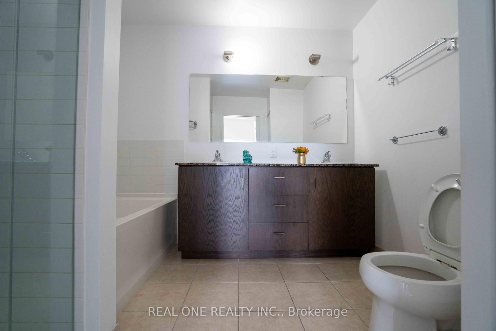 191 king Street S, Unit 703 - Photo 24