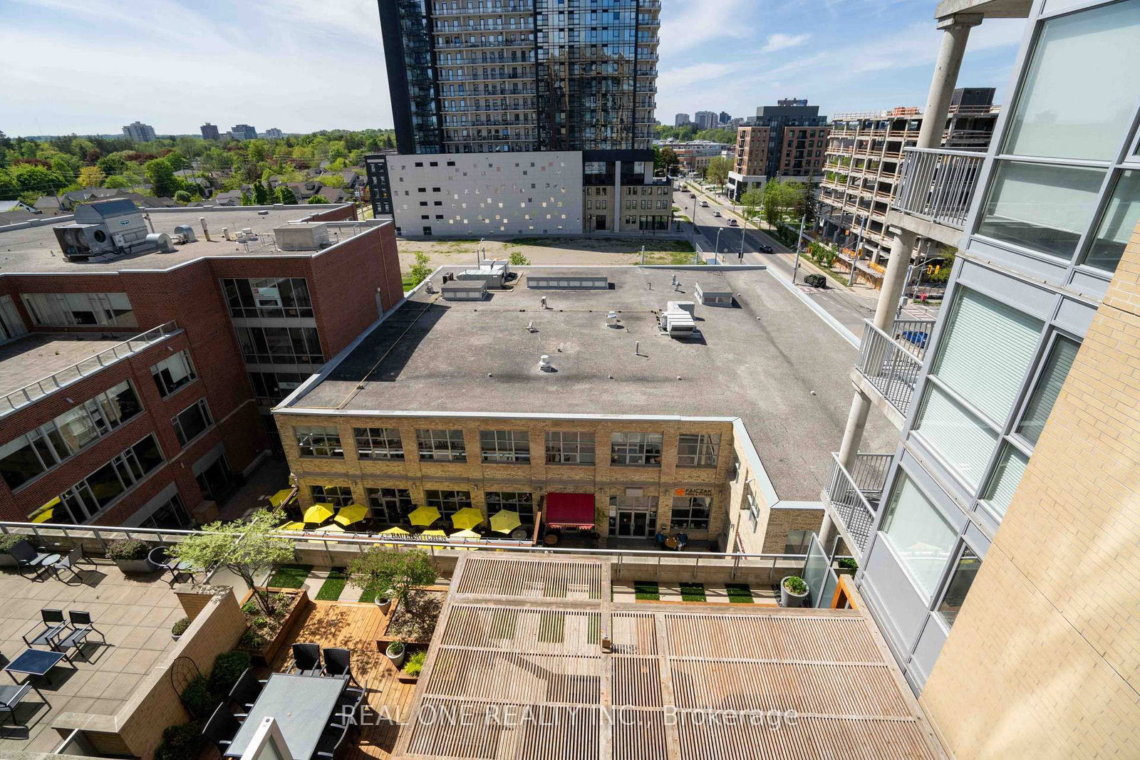 191 king Street S, Unit 703 - Photo 26