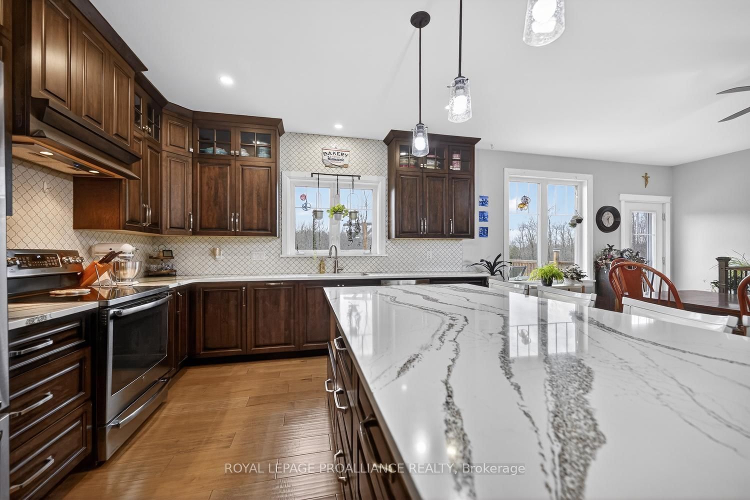 10932 Jellyby Road - Photo 18