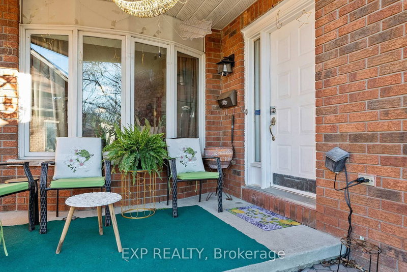 1582 Blohm Dr, Ottawa, K1G 5K4 | Image 2