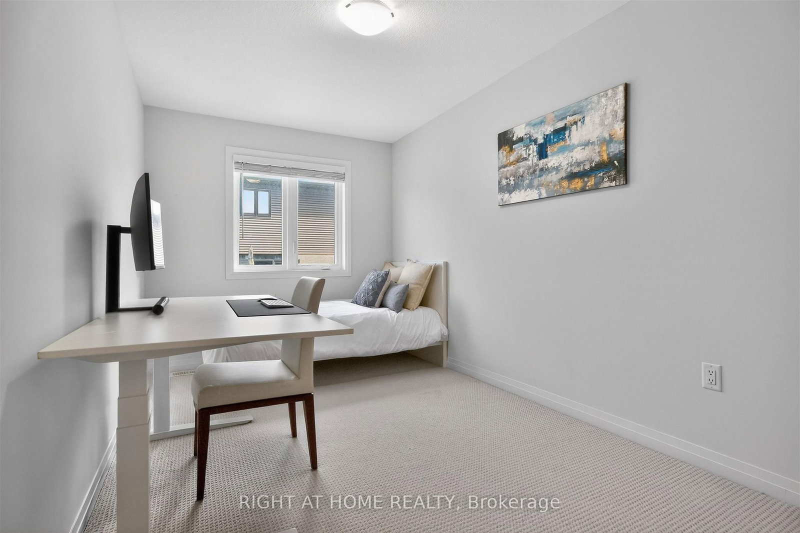 26 Greenwich Avenue - Photo 13