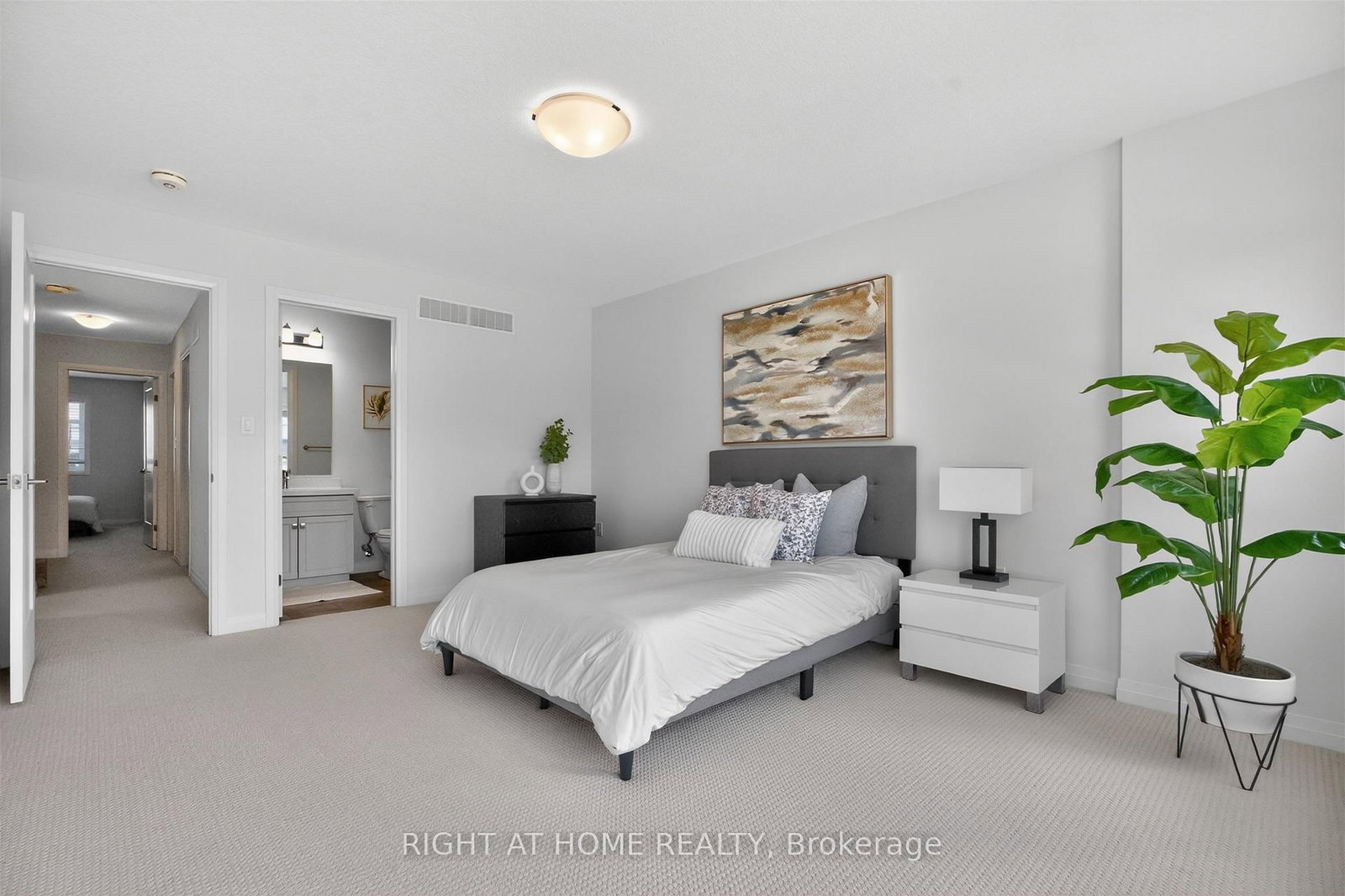 26 Greenwich Avenue - Photo 9