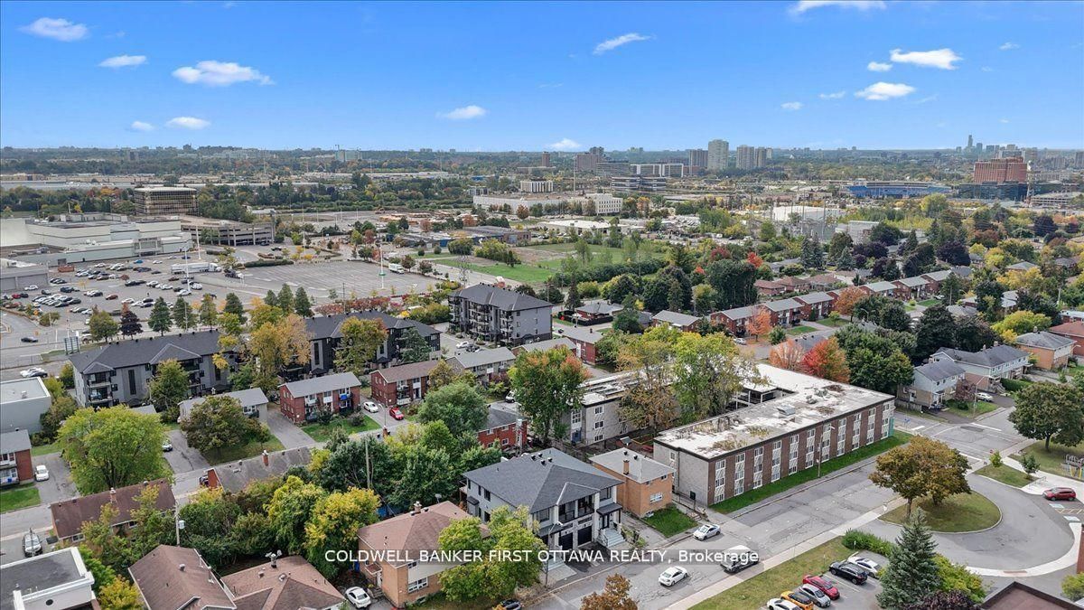 562 QUEEN MARY Street - Photo 45