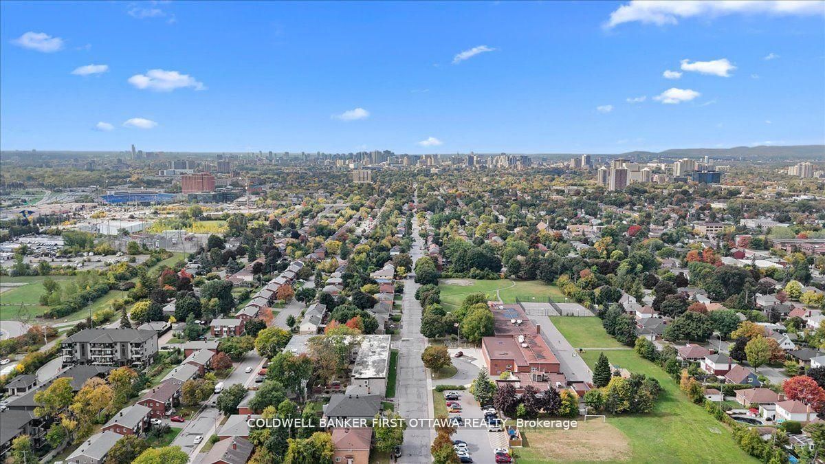 562 QUEEN MARY Street - Photo 49