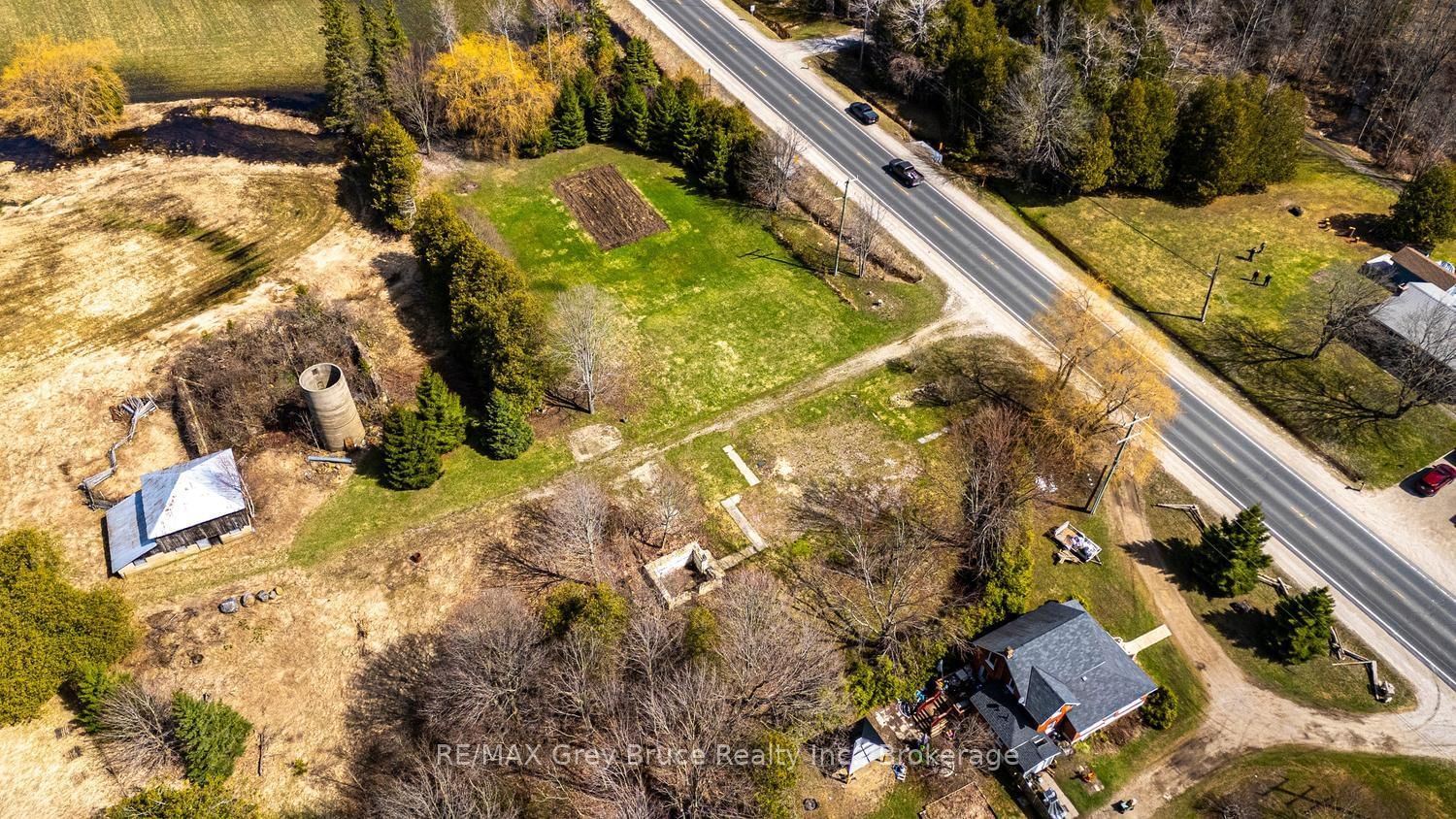 019556 Highway 6 • South Bruce Peninsula, ON photo 9