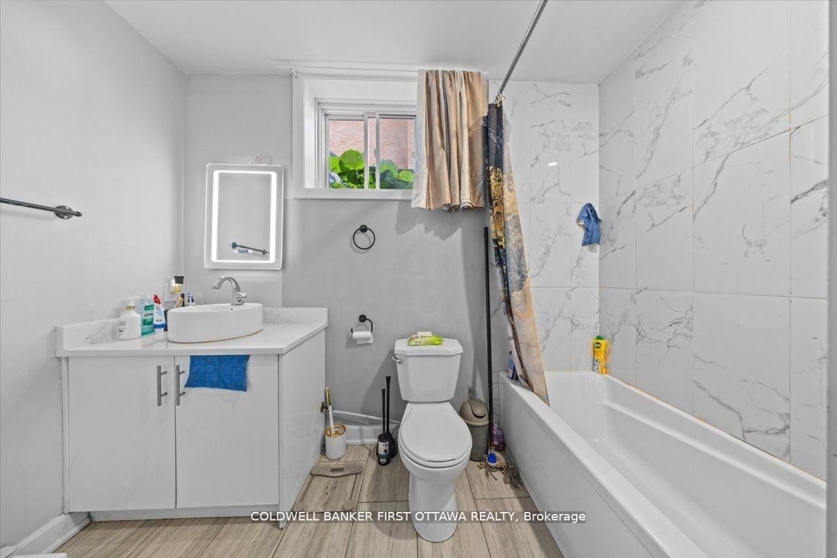 560 QUEEN MARY Street - Photo 29