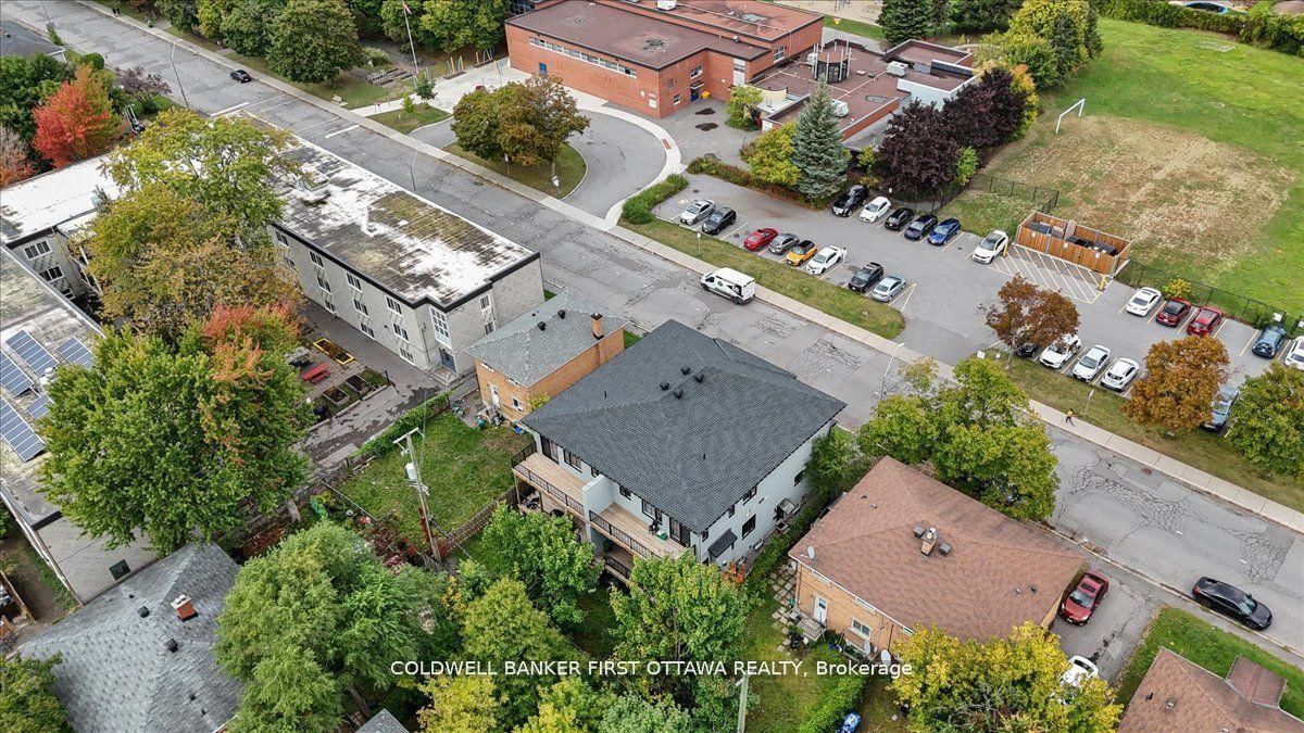 560 QUEEN MARY Street - Photo 41