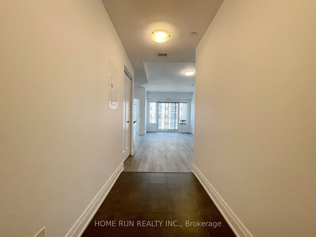 708 - 330 Titan Private