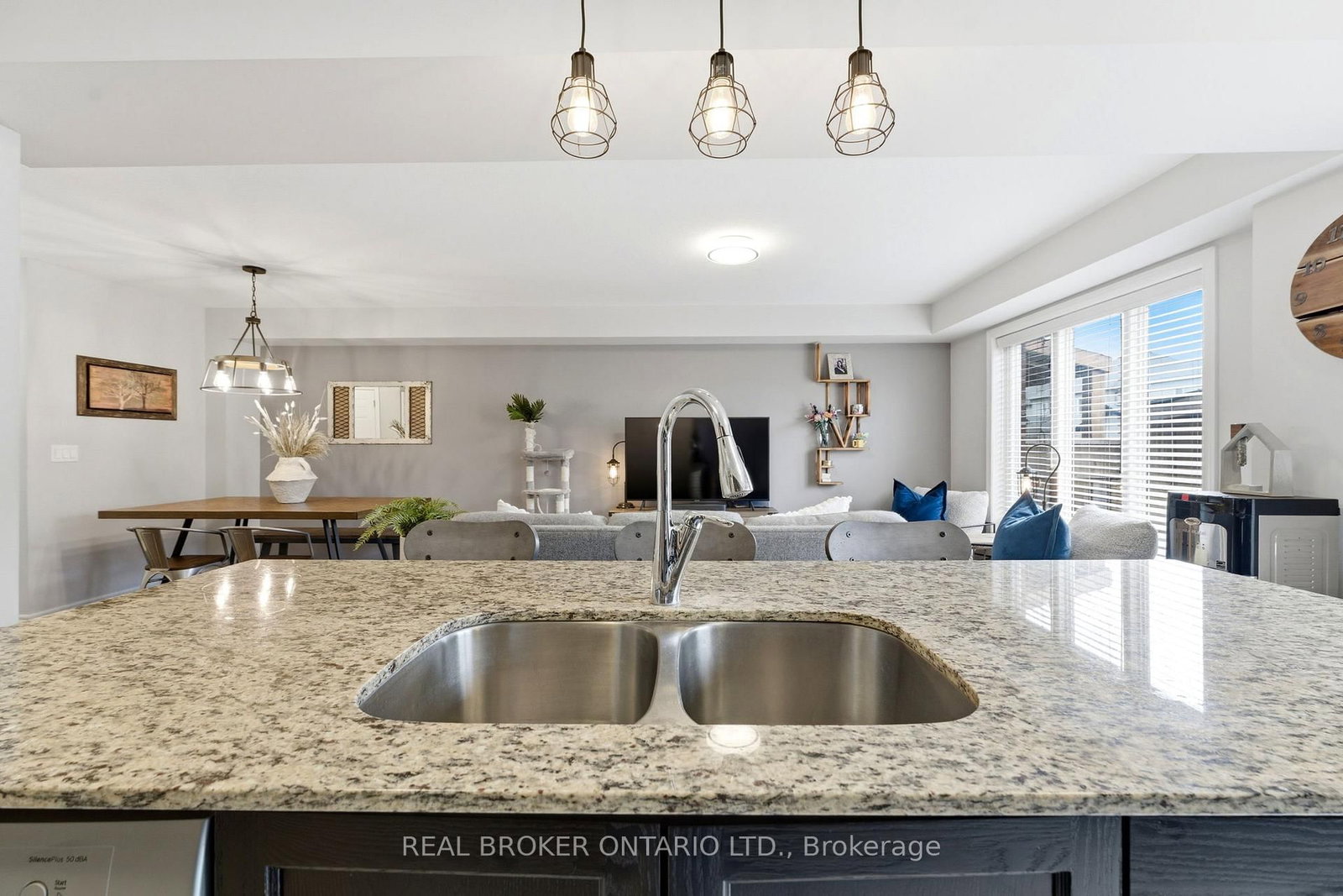 6 Freer Drive - Photo 12