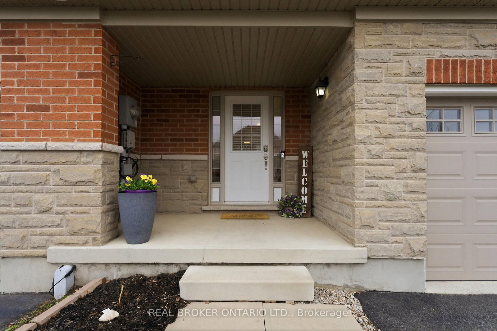 6 Freer Drive - Photo 2