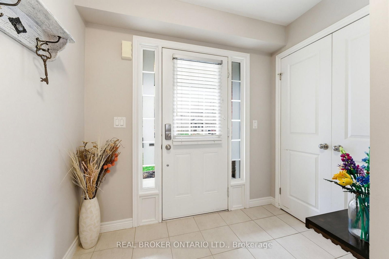 6 Freer Drive - Photo 3