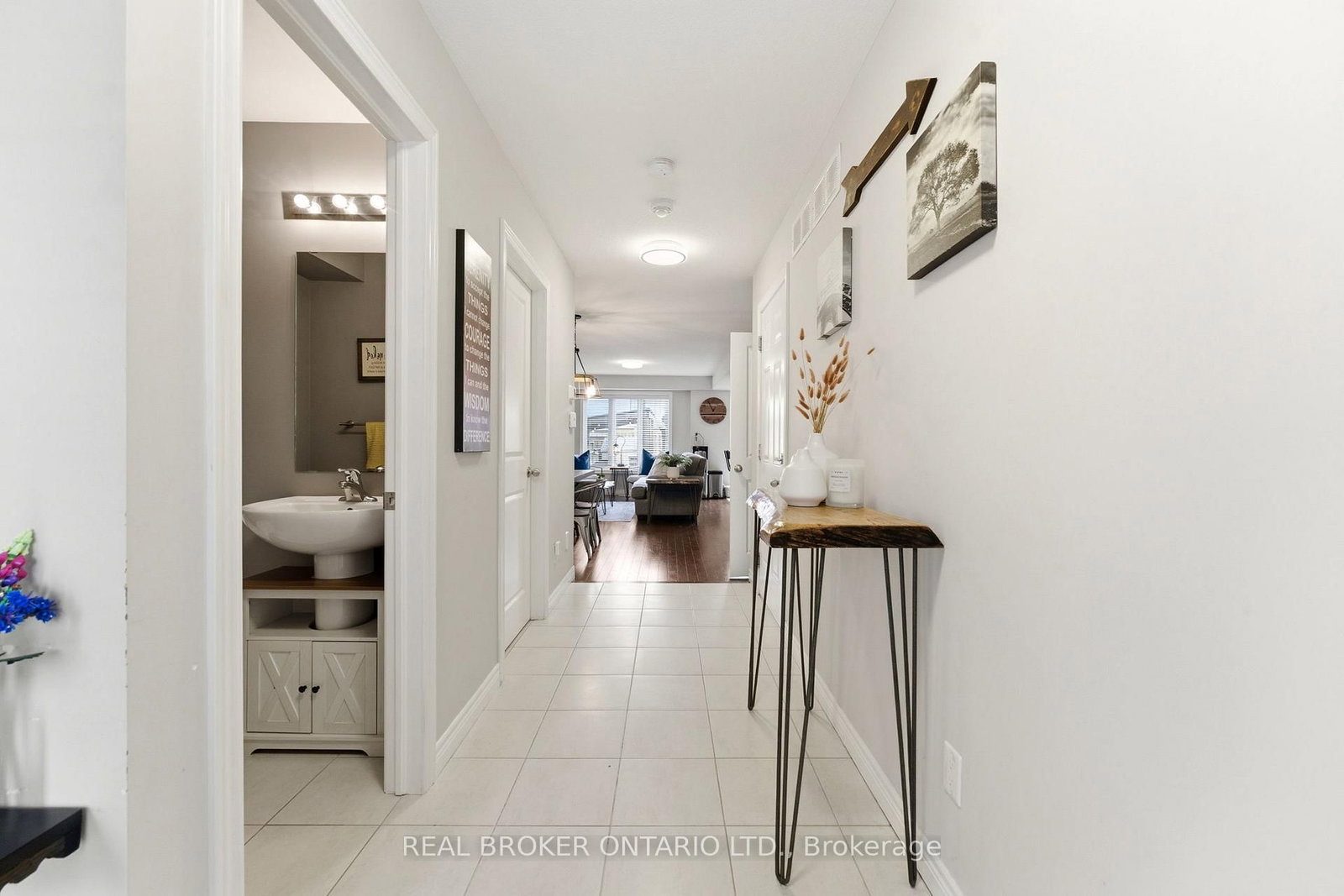 6 Freer Drive - Photo 4