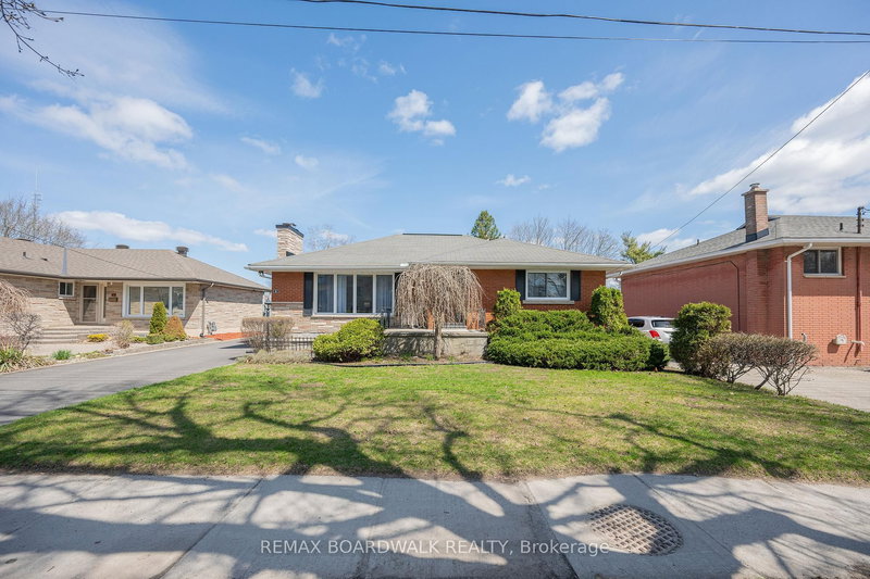89 Stewart Blvd, Brockville, K6V 4W2 | Image 3