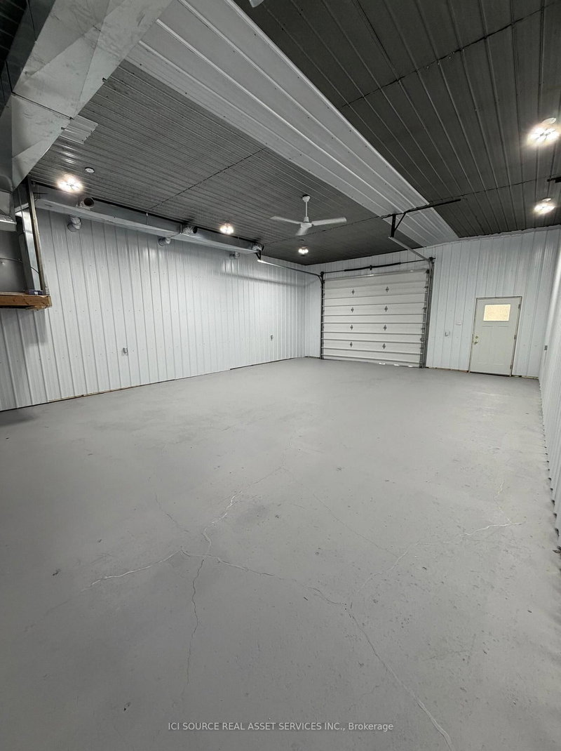 950 Carleton St, Cornwall, K6H 6B9 | Image 2