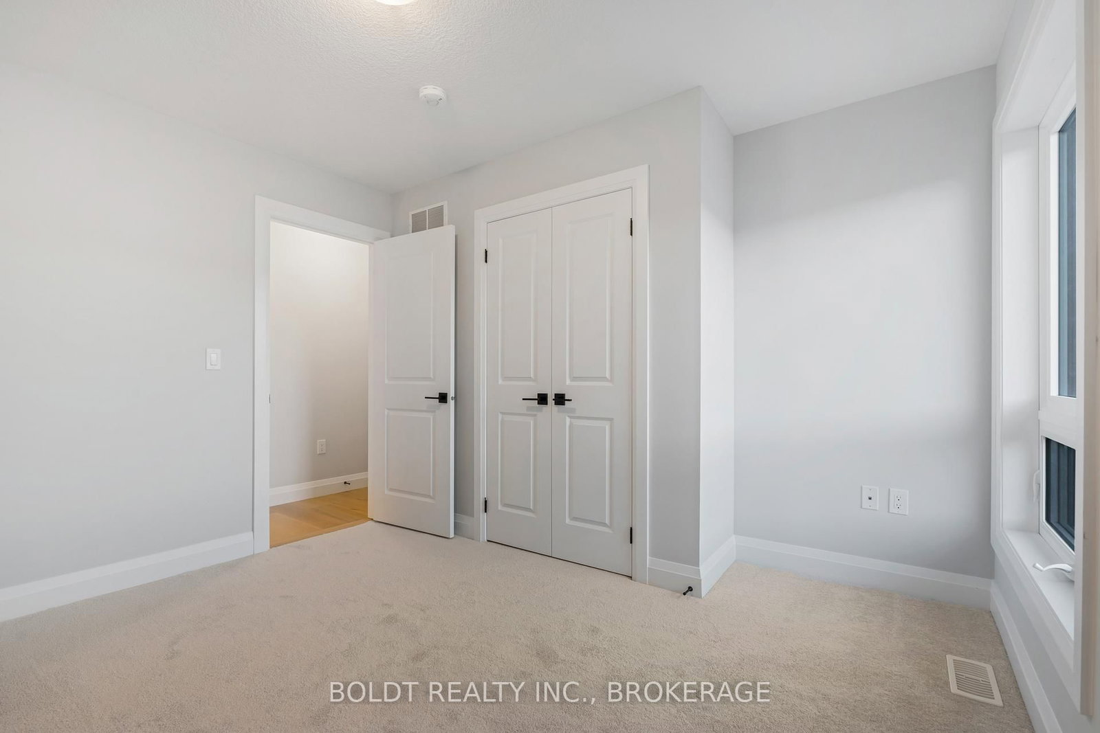 35 WELLSPRING Way - Photo 22