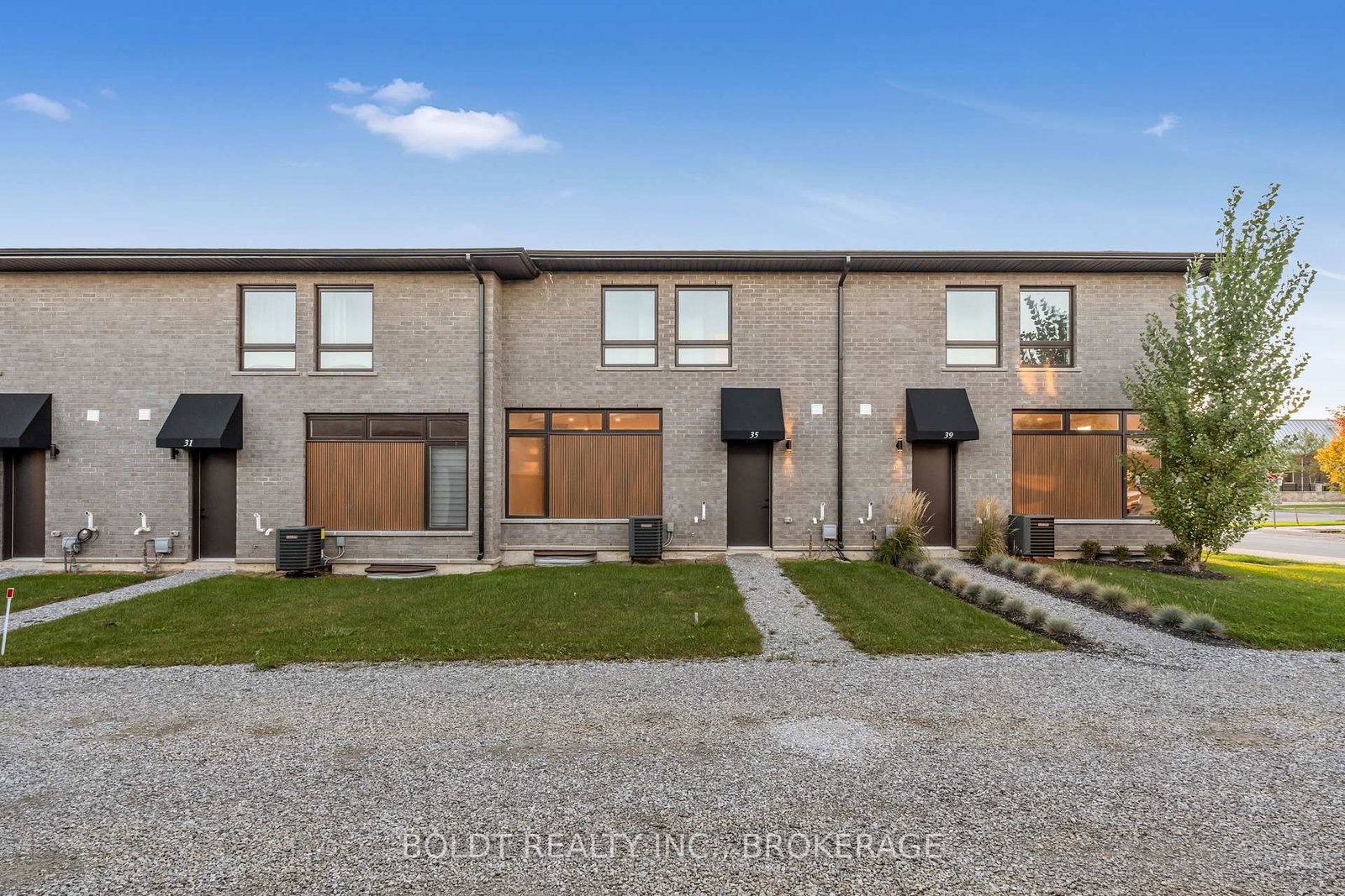 35 WELLSPRING Way - Photo 32