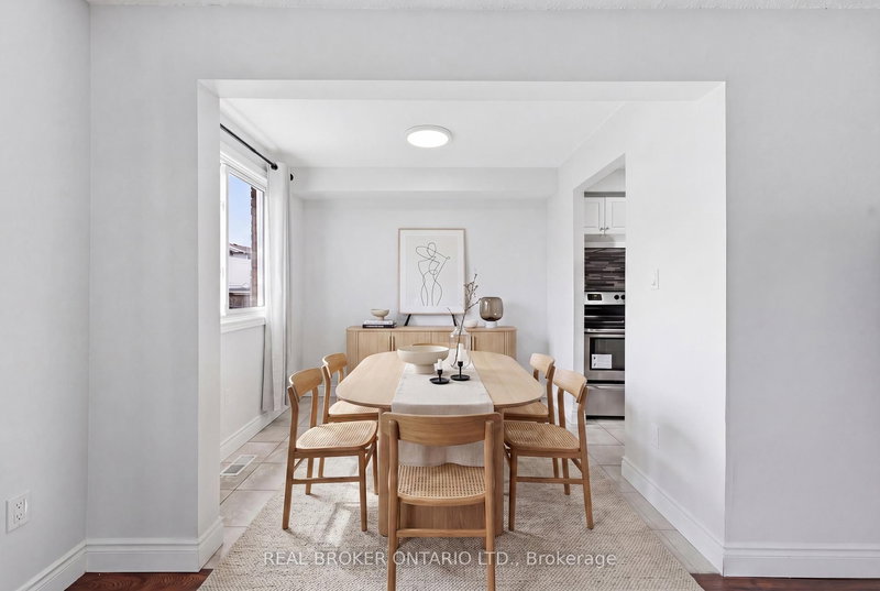 29 - 262 Kenora Ave, Hamilton, L8E 3Y3 | Image 2