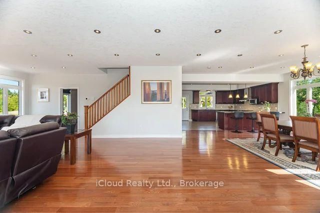 346195 15th Side Road • Mono, ON photo 16