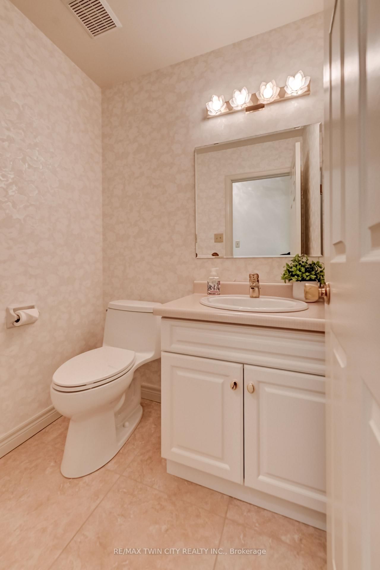 285 Magnolia Place - Photo 19