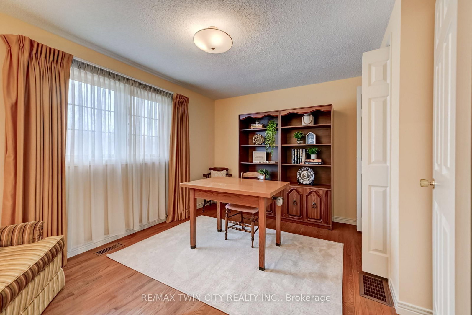 285 Magnolia Place - Photo 27