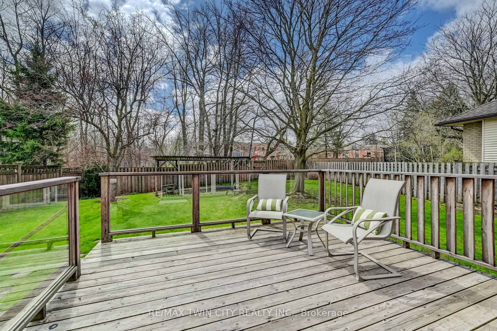 285 Magnolia Place - Photo 37