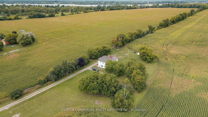 153 Golf Course Rd photo 2