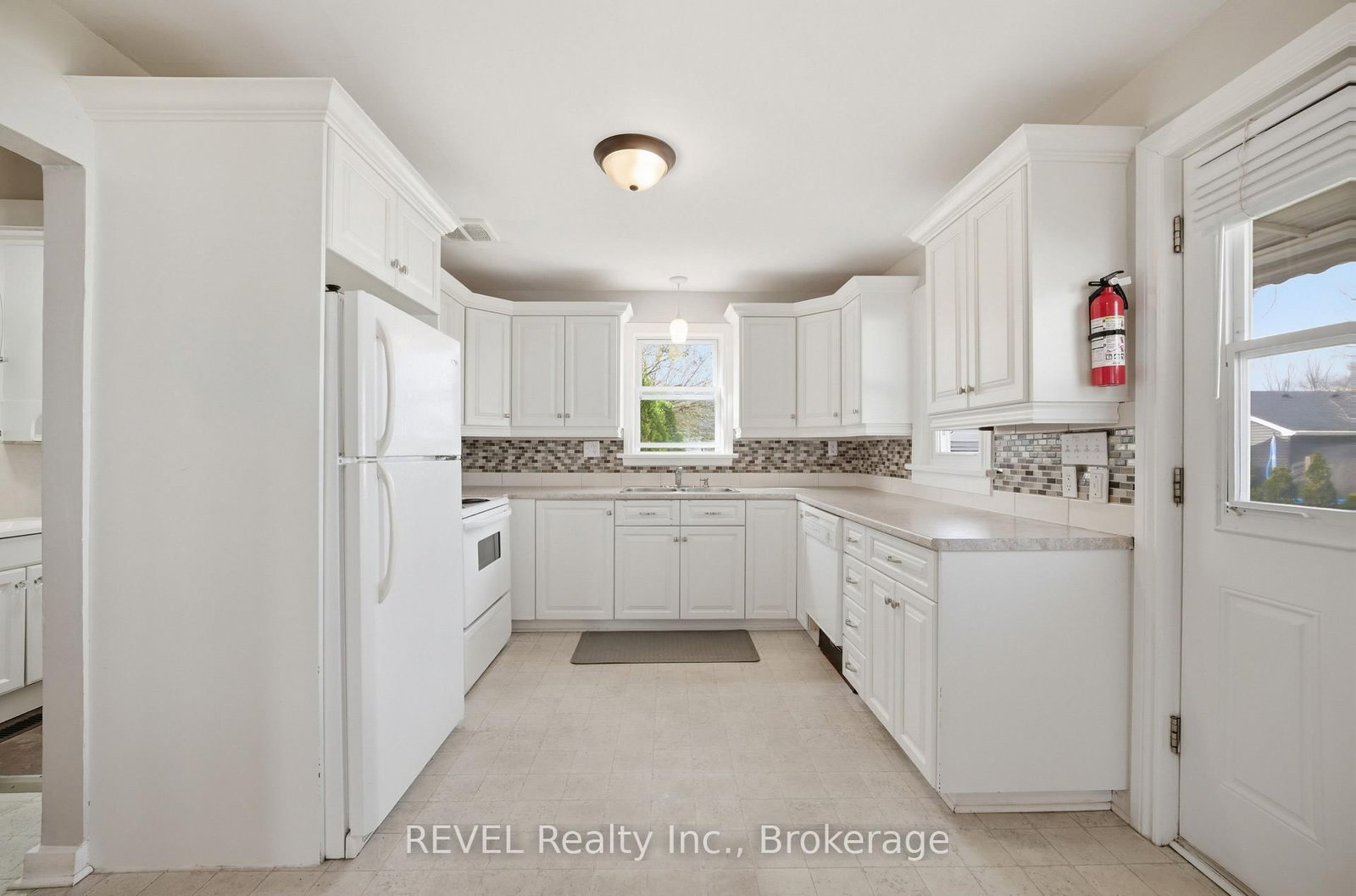 35 Hatter Avenue - Photo 12