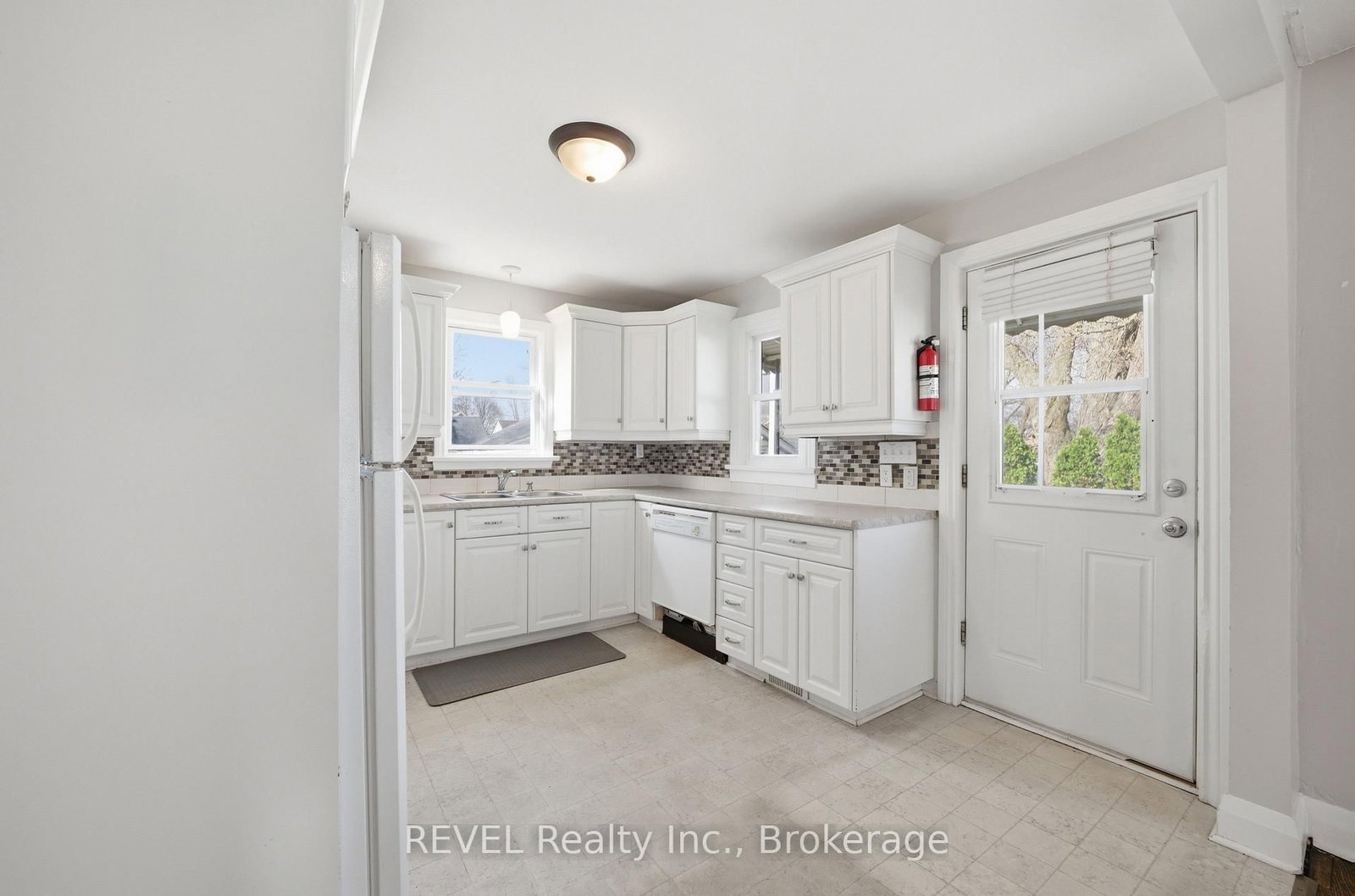 35 Hatter Avenue - Photo 13