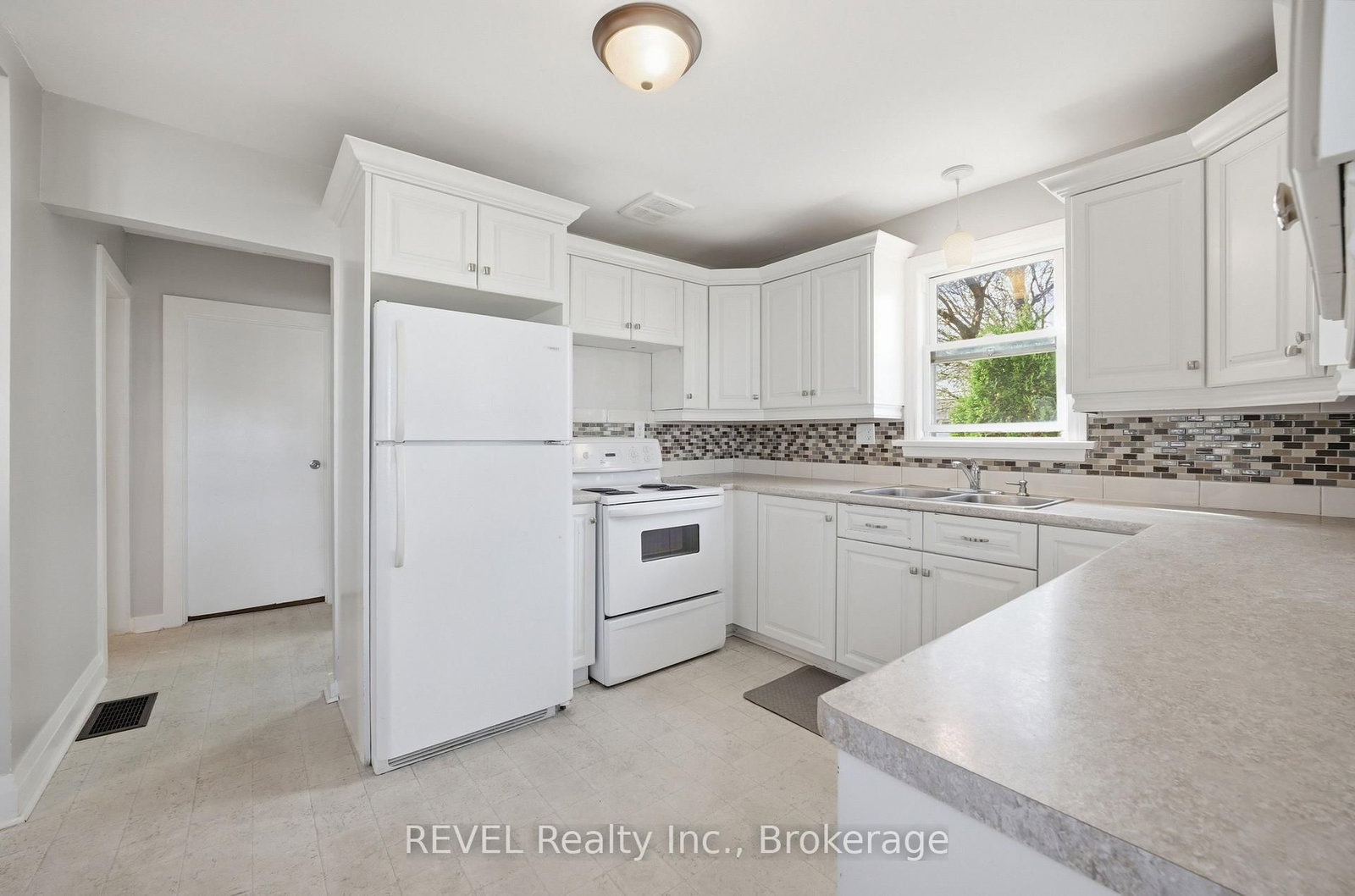 35 Hatter Avenue - Photo 14