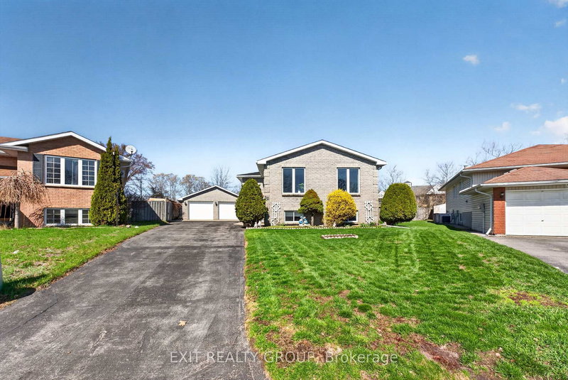 30 Charlotte St, Quinte West, K8V 2B9 | Image 3