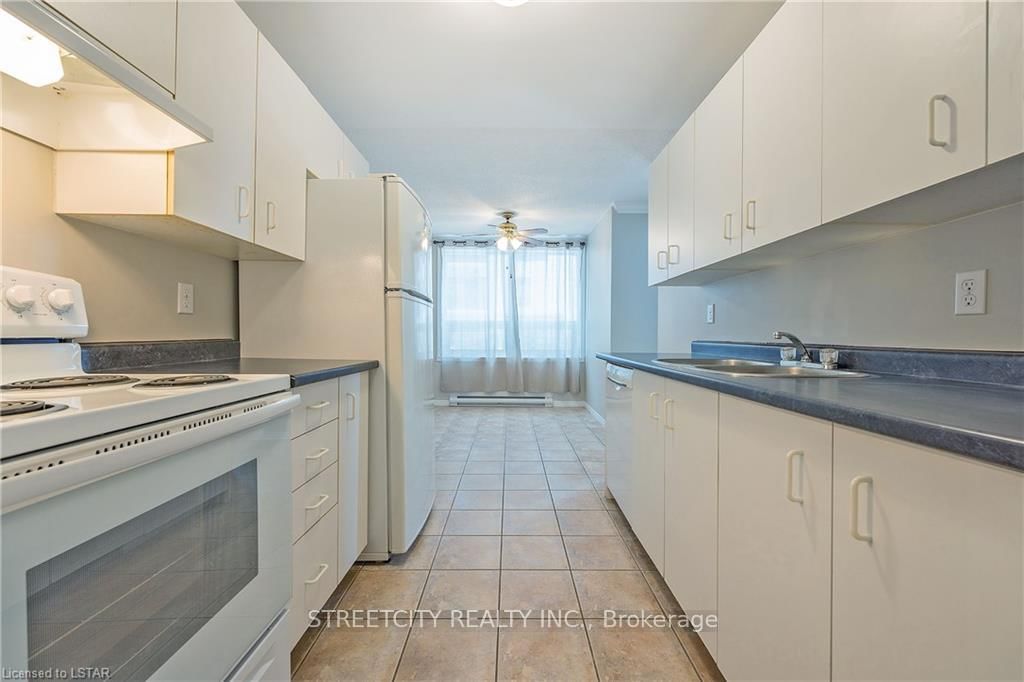 95 Baseline Road W, Unit 103 - Photo 12