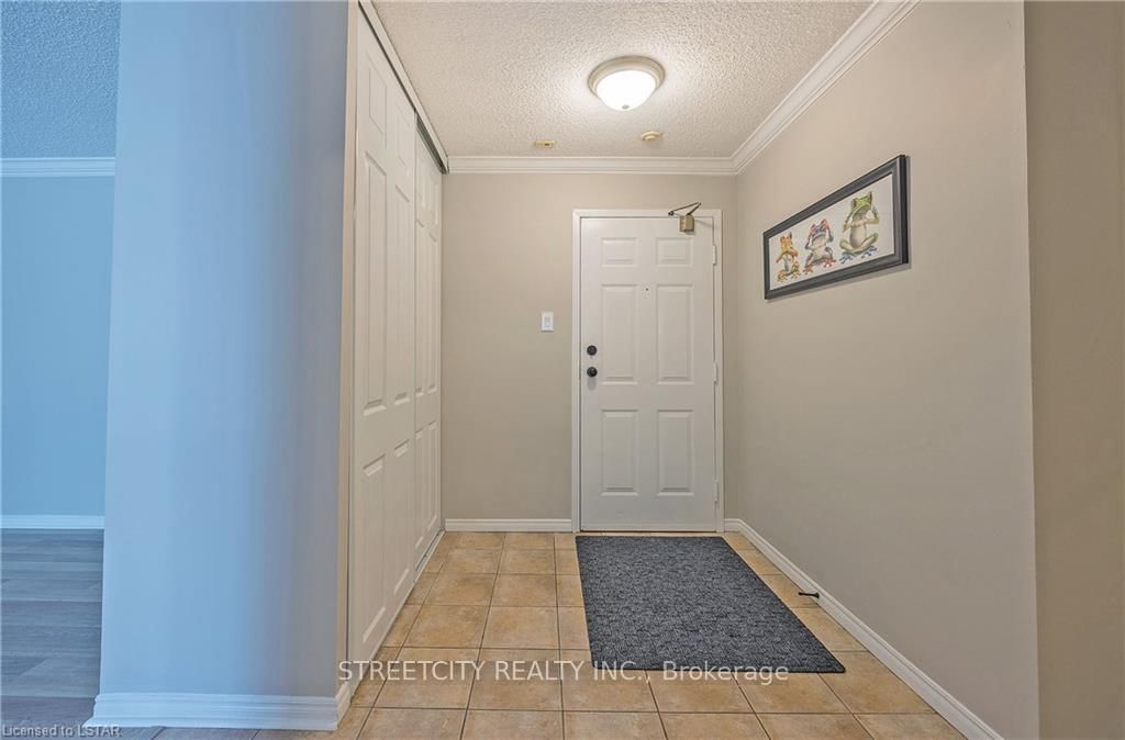 95 Baseline Road W, Unit 103 - Photo 13