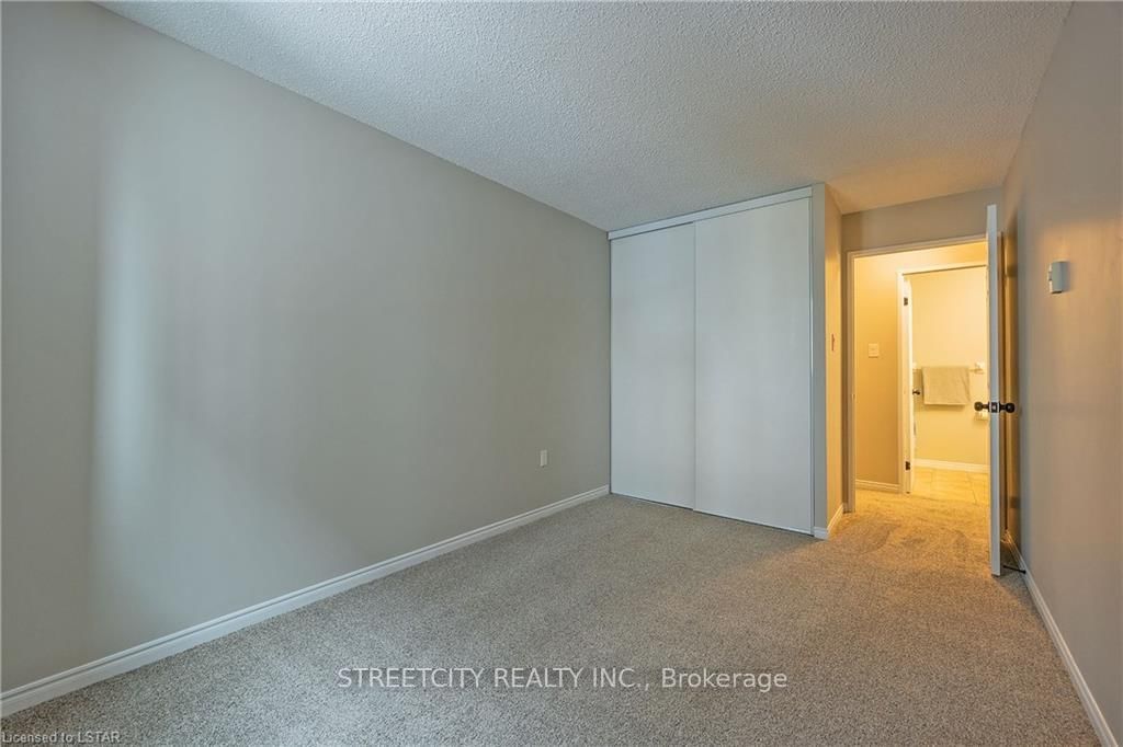 95 Baseline Road W, Unit 103 - Photo 18