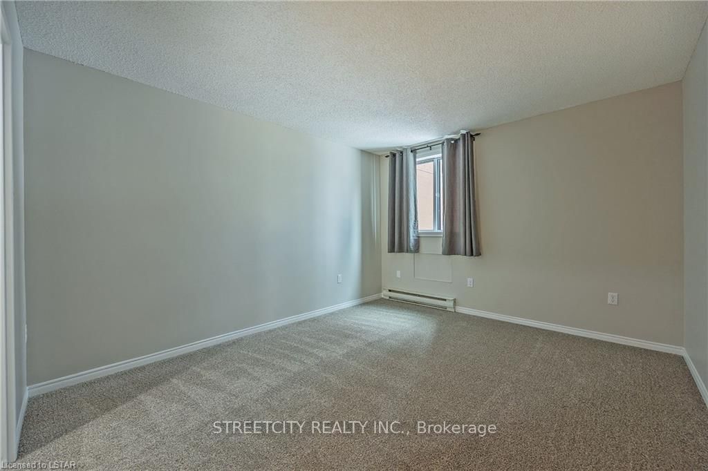 95 Baseline Road W, Unit 103 - Photo 19