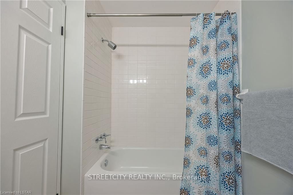 95 Baseline Road W, Unit 103 - Photo 27